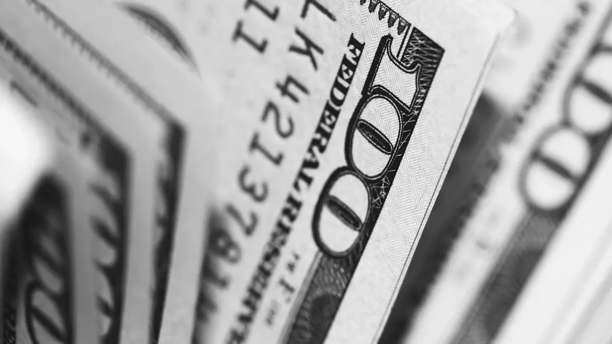 La cotización mayorista del dólar acumuló subas en tres jornadas seguidas, alcanzando niveles no vistos desde abril. El BCRA
