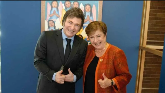 Kristalina Georgieva en una reunión formal con funcionarios argentinos en Buenos Aires